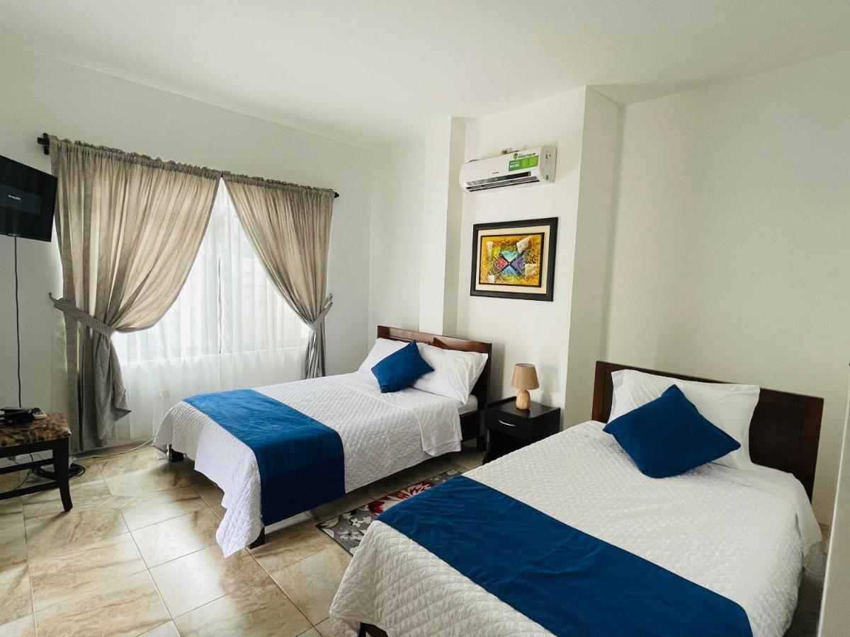 Apartahotel Casa Soleil Puerto Villamil Luaran gambar
