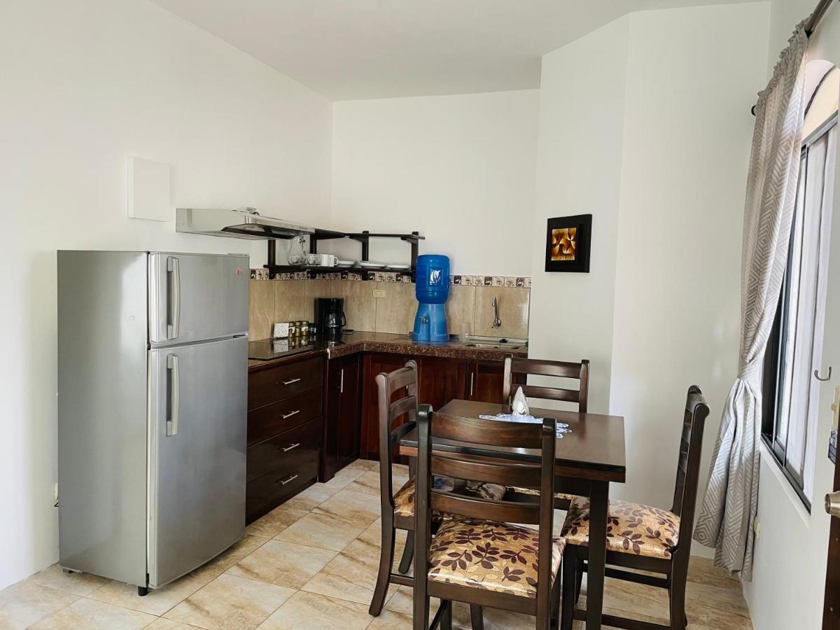 Apartahotel Casa Soleil Puerto Villamil Luaran gambar
