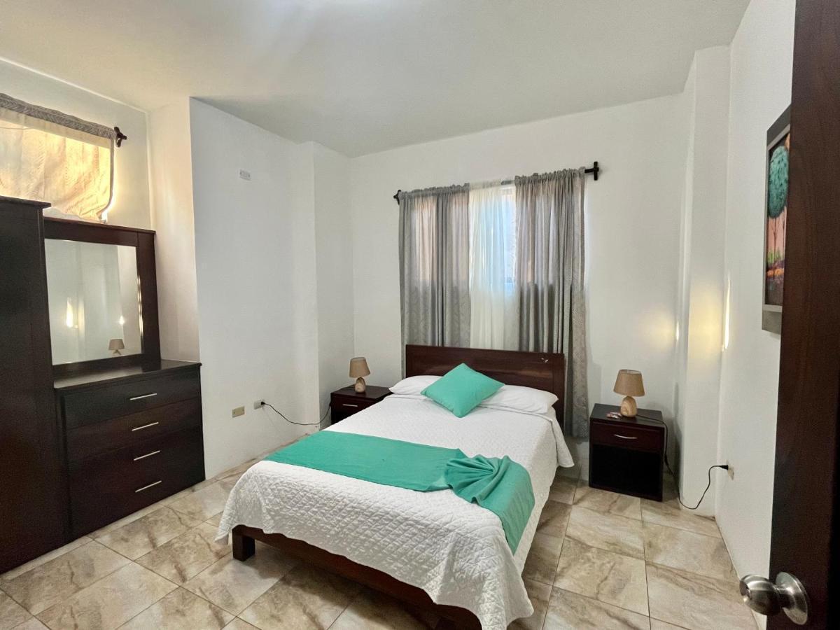 Apartahotel Casa Soleil Puerto Villamil Luaran gambar