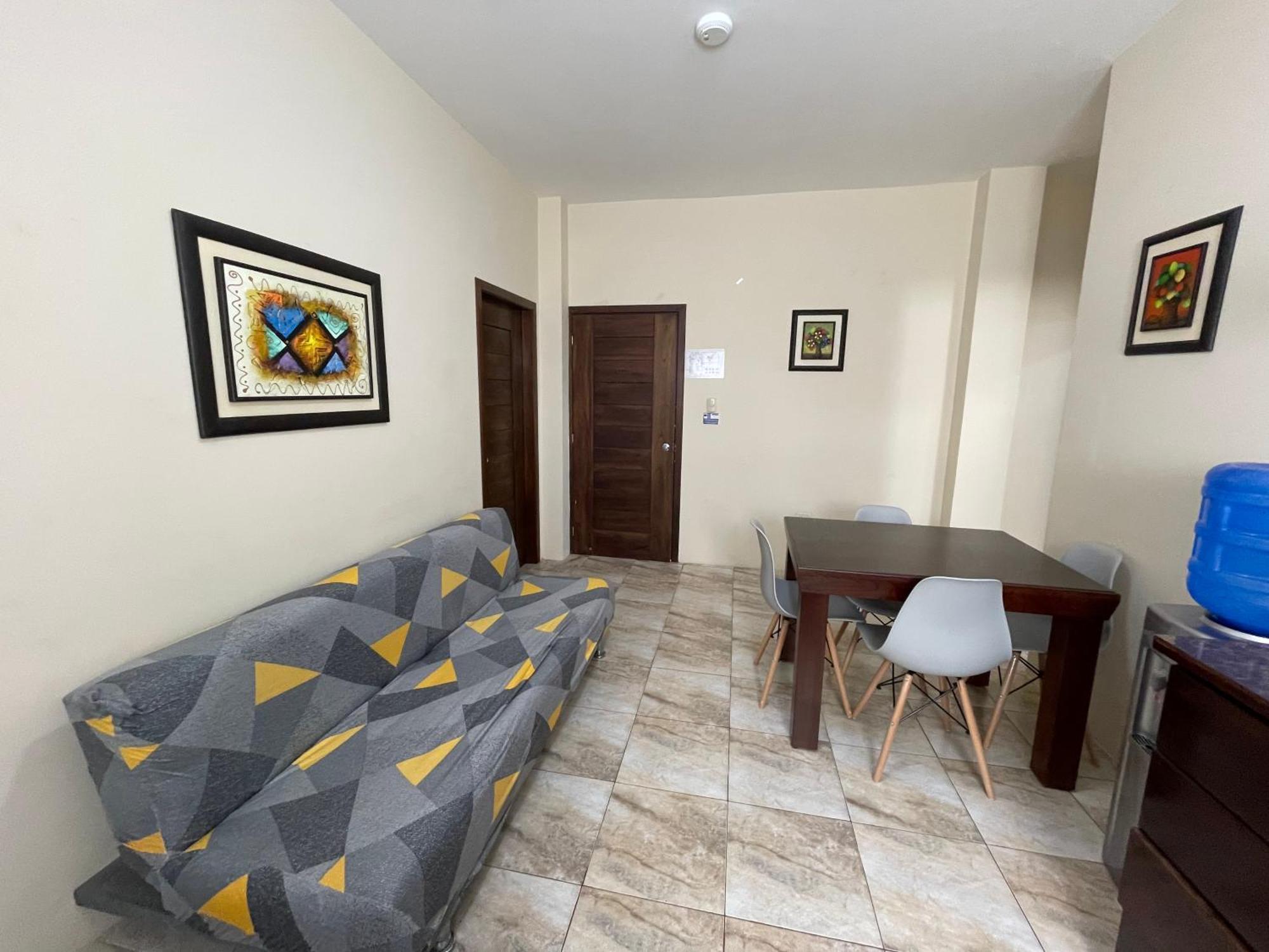 Apartahotel Casa Soleil Puerto Villamil Bilik gambar