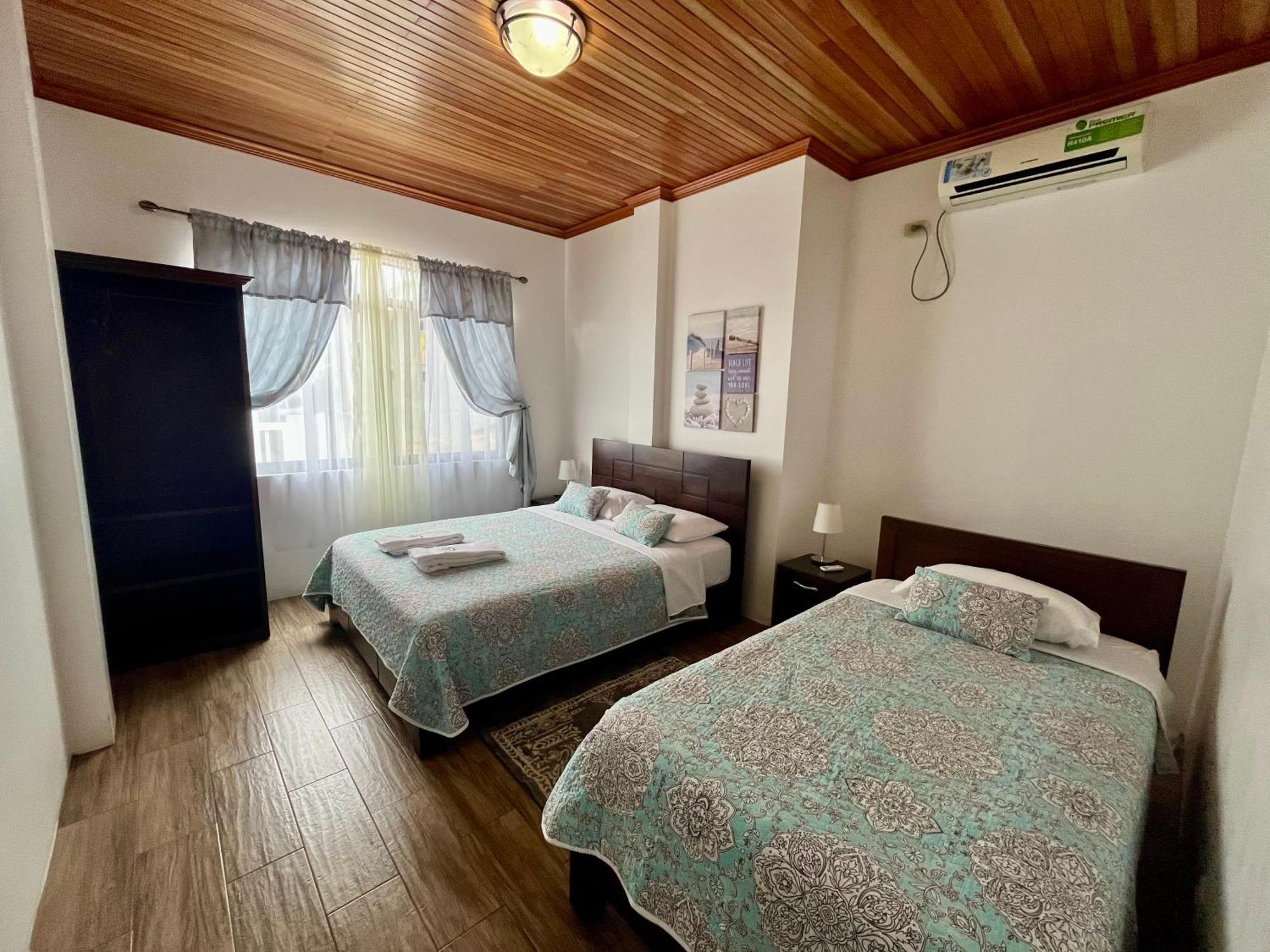 Apartahotel Casa Soleil Puerto Villamil Luaran gambar